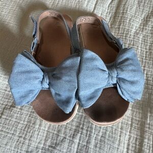 Bow Sandals